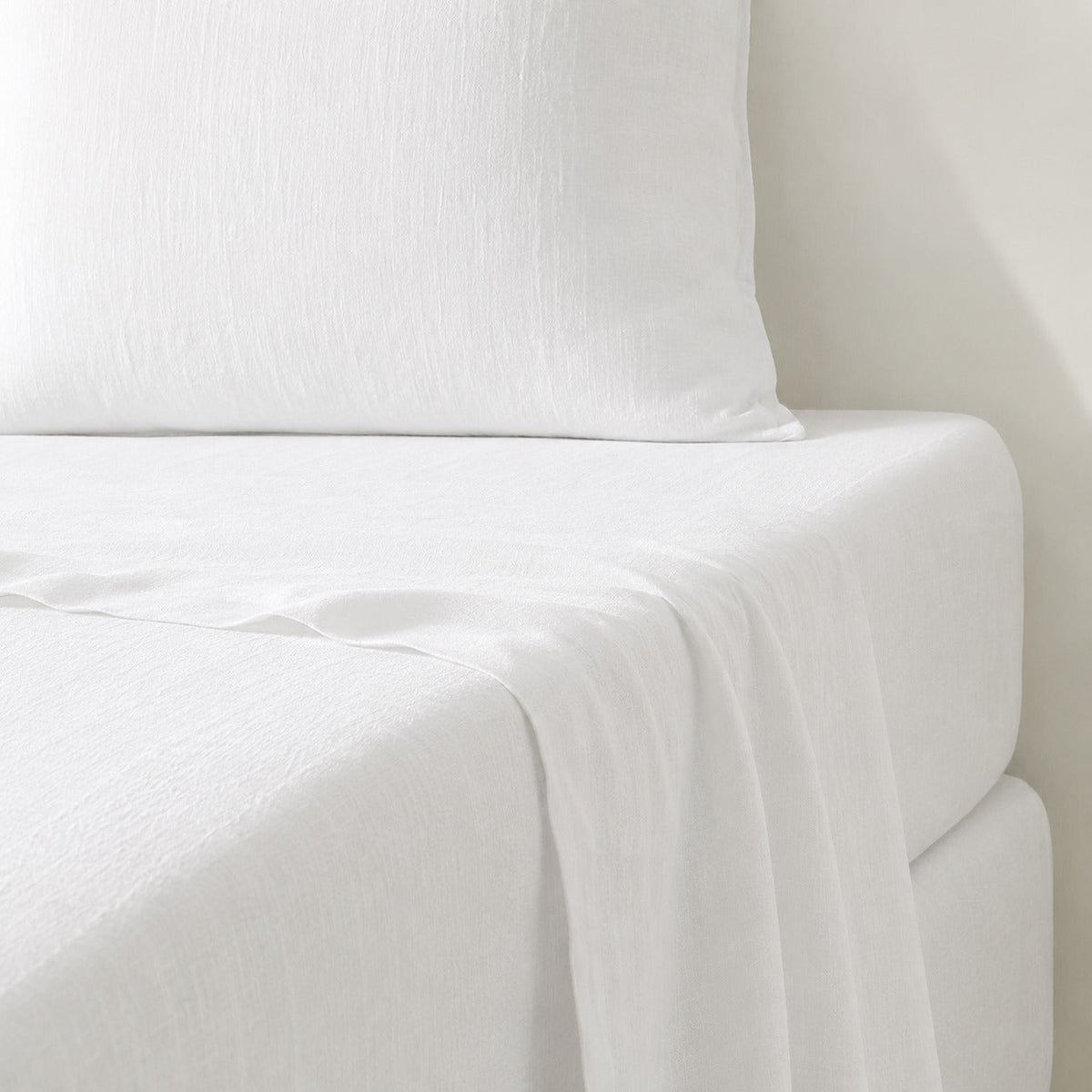 Washed Linen Flat Sheet 270x300