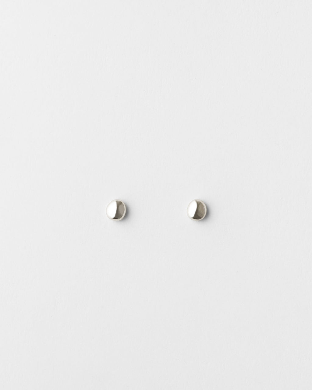 Tiny Pebble Studs