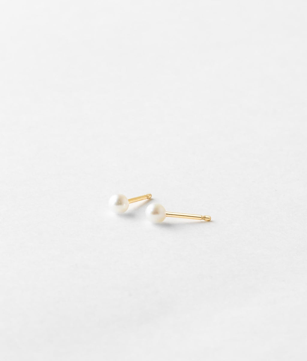 Pearl Studs